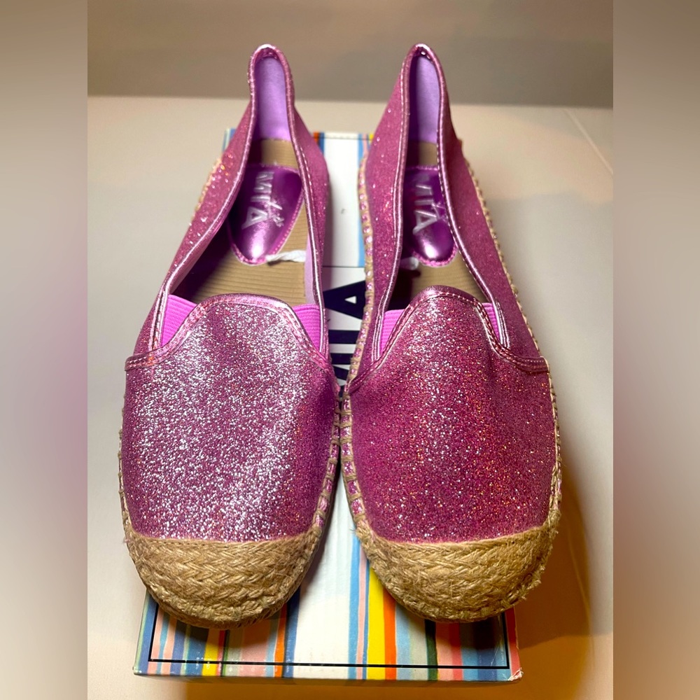Girl's MIA Angelika Espadrilles Slip On NWOT Size 3